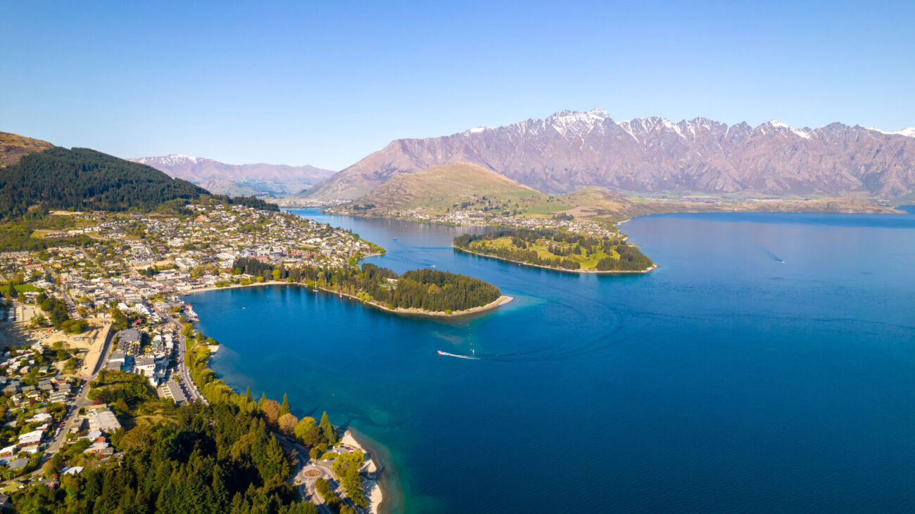 queenstown.jpg